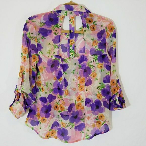 Band of Gypsies floral sheer open back button up - Picture 6 of 7